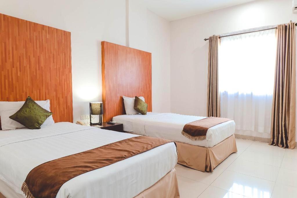 Saka Hotel Medan Sunggal 外观 照片